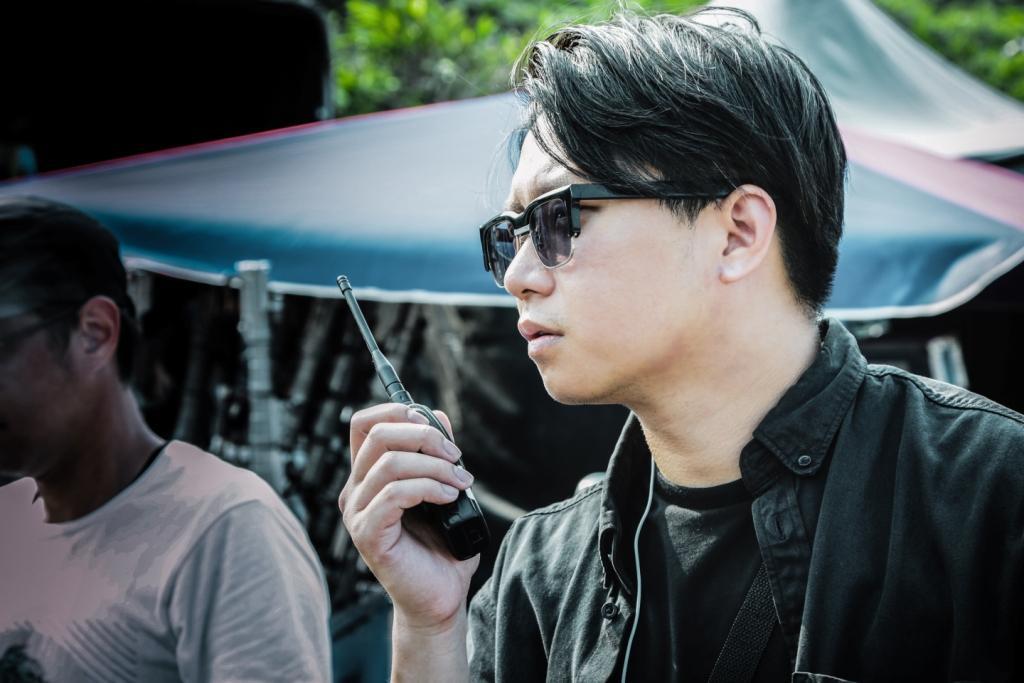 《误杀》火了,"唐探"网剧也火了,这位80后导演第一枪是怎么打响的?