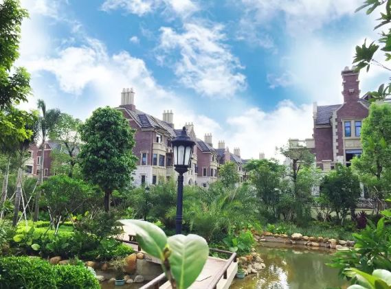 带你领略云城臻美夜景打卡地,入夜的英伦豪城,美得不敢置信!