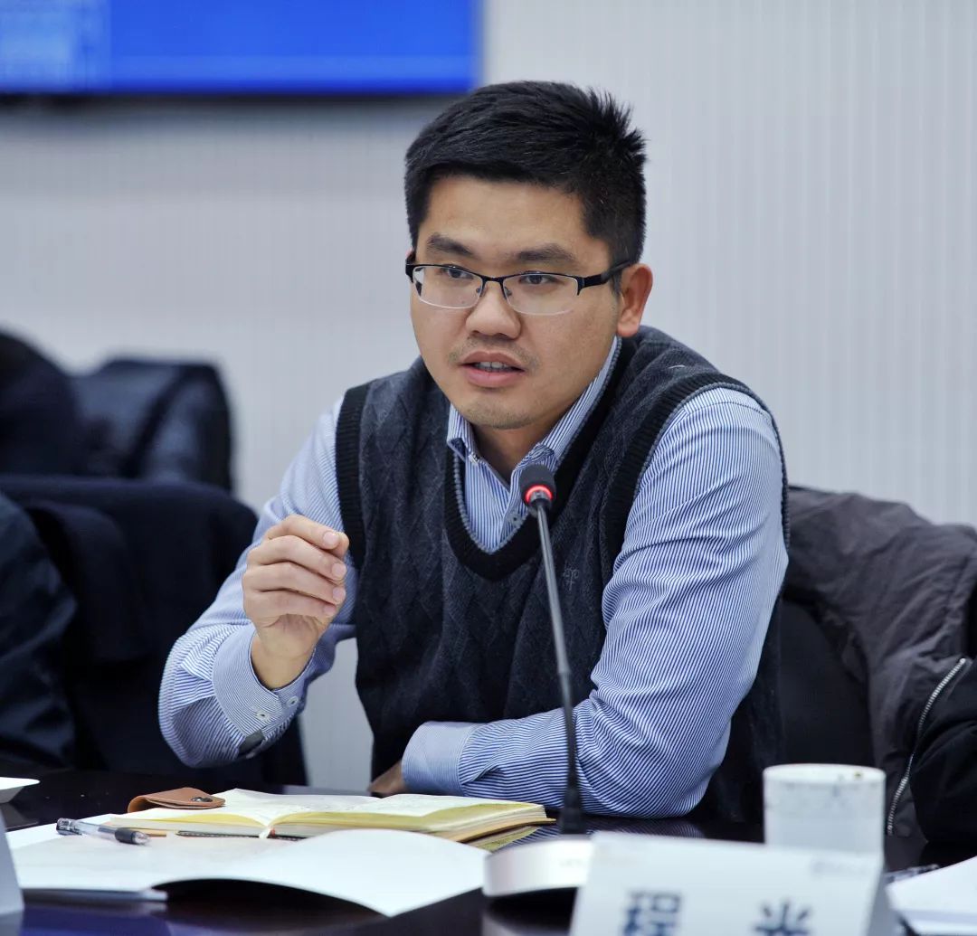 人工智能学院执行院长耿新以及人文学院院长王珏等先后就书院功能