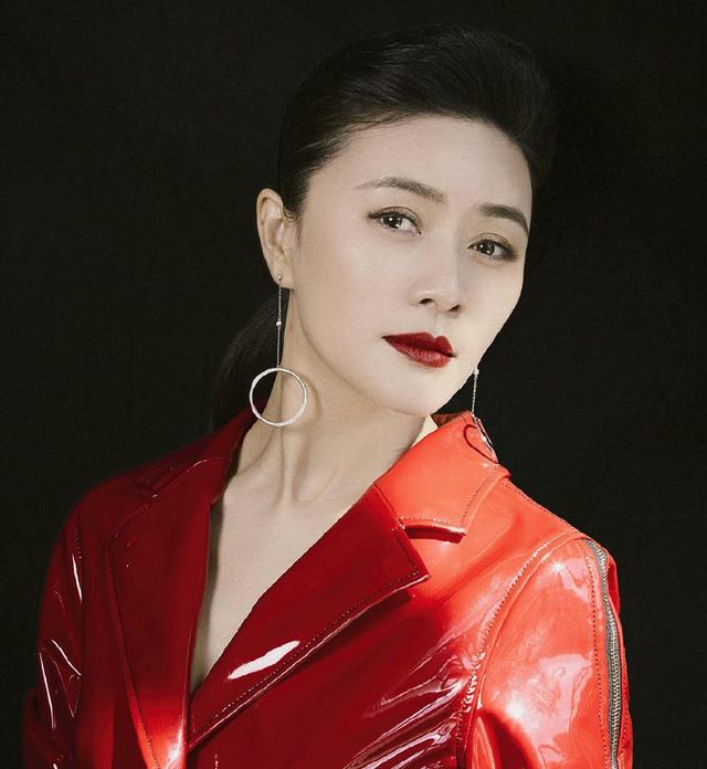 聊的田海蓉,可能大家也是比较陌生的,但她就是确确实实的实力派女演员