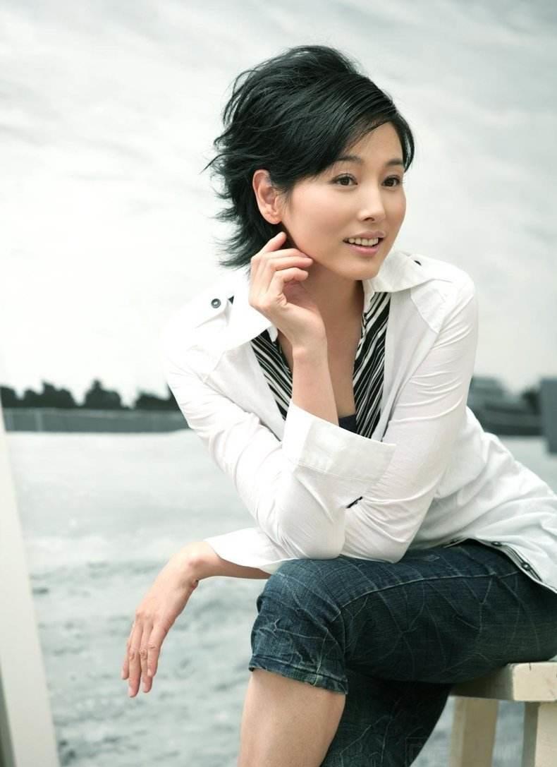 张延与老公张锦程为何认识5年后才相恋她14岁的女儿好可爱