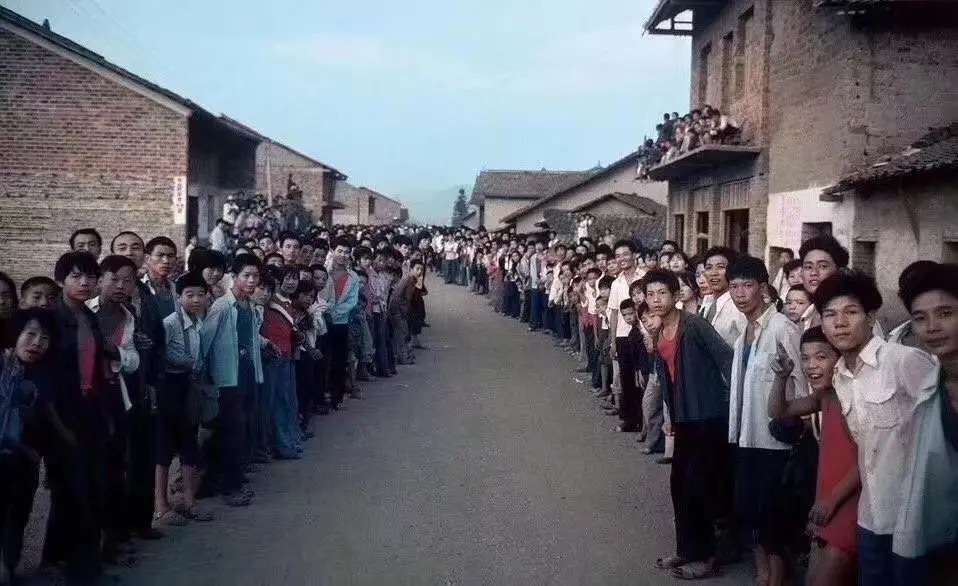 如何优雅的让全村人都知道你买了新车