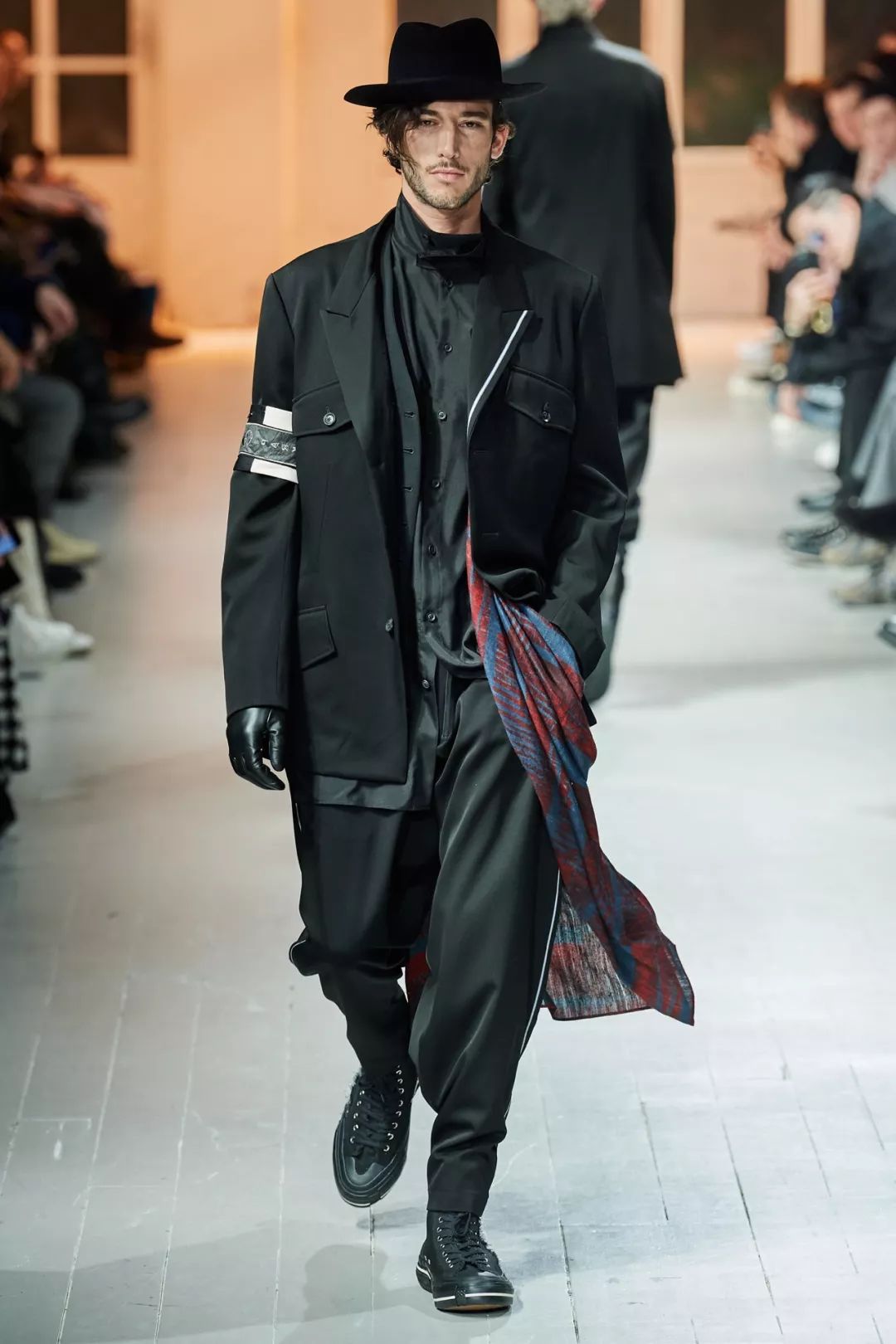 日本服装设计三巨头山本耀司川久保玲三宅一生2020秋冬全新系列发布