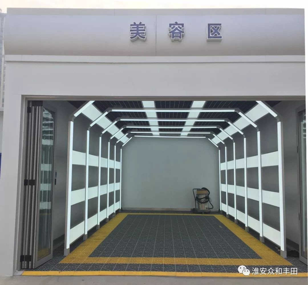 室外洗车区室外擦干区升级后的美容区面积更大,明亮洁净的专用工位为