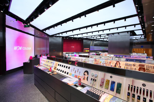 wow colour彩妆集合店进军北京市场 打造线下美妆零售店新标杆_品牌