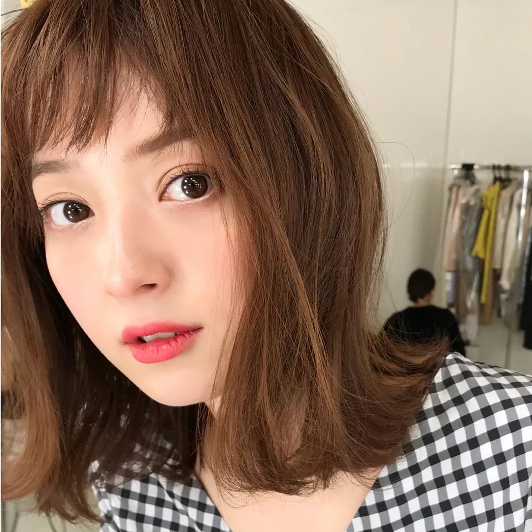 最火的3款新年发型,让你的tony老师照着剪!