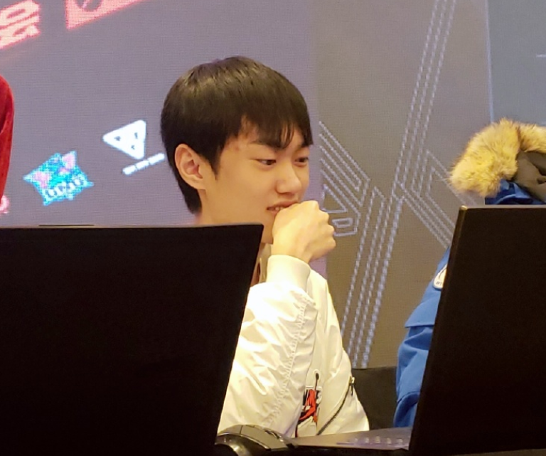 tes黄金左手knight说出心中最强打野,选他的理由过于真实