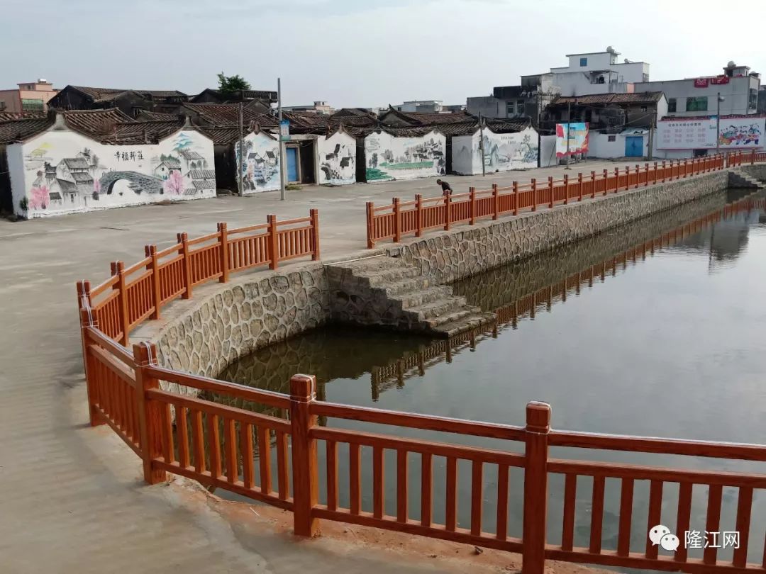 隆江镇邦庄村,这一道彩光.非常美!