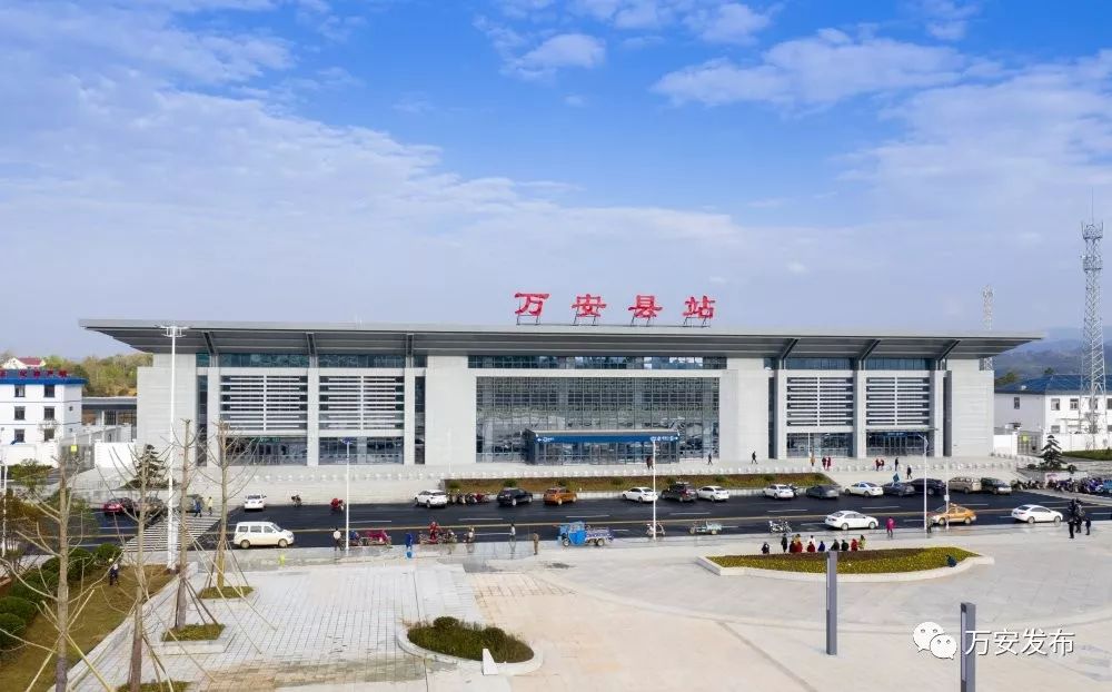 昌赣高铁开通运营,使得万安县彻底结束了"地无寸铁"的历史,正式迎来"