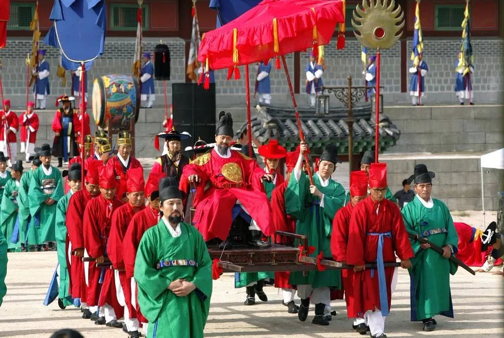 历史上的今天1864年1月21日建立大韩帝国的李熙登上朝鲜王位