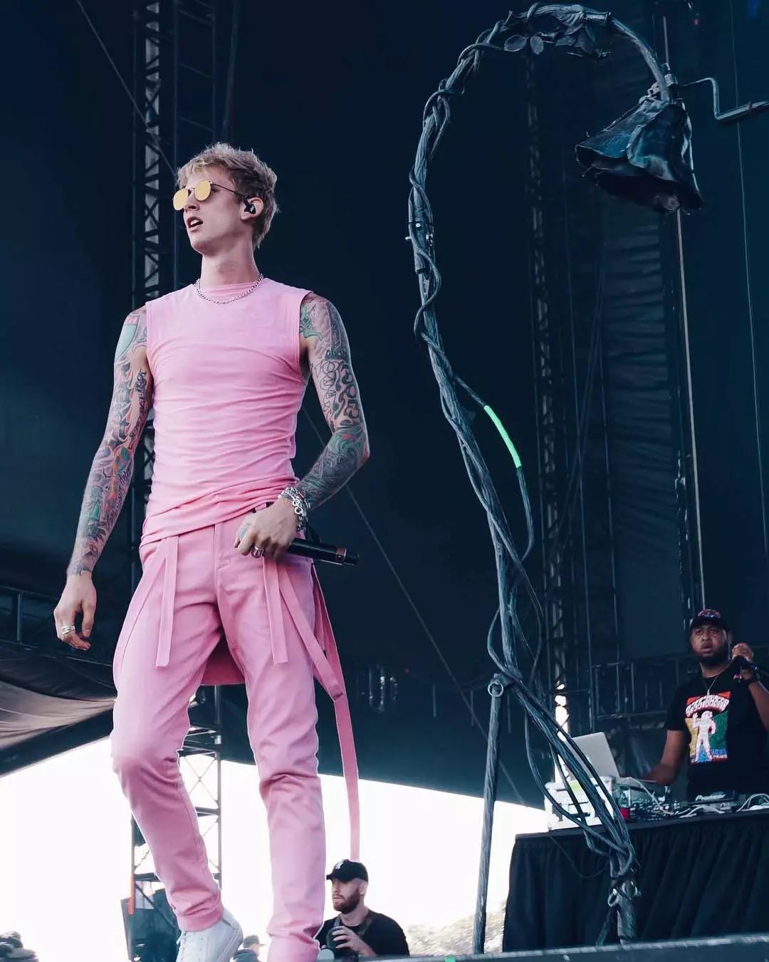 machinegunkelly也太帅了