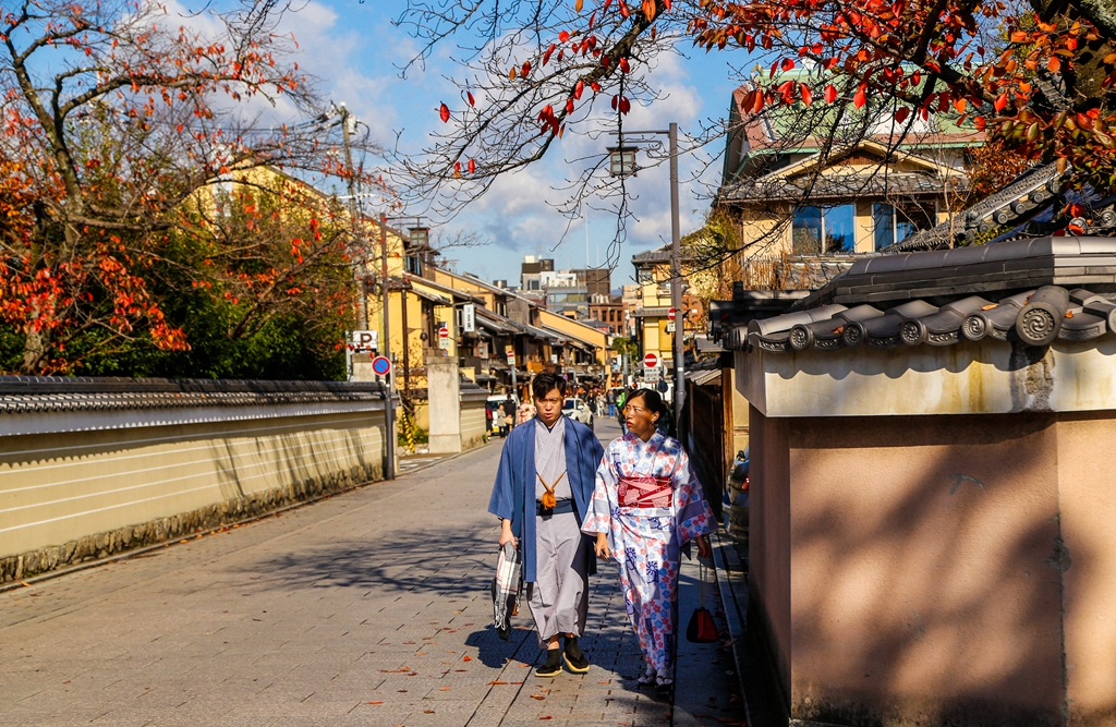 日本最著名的花街京都的艺伎区