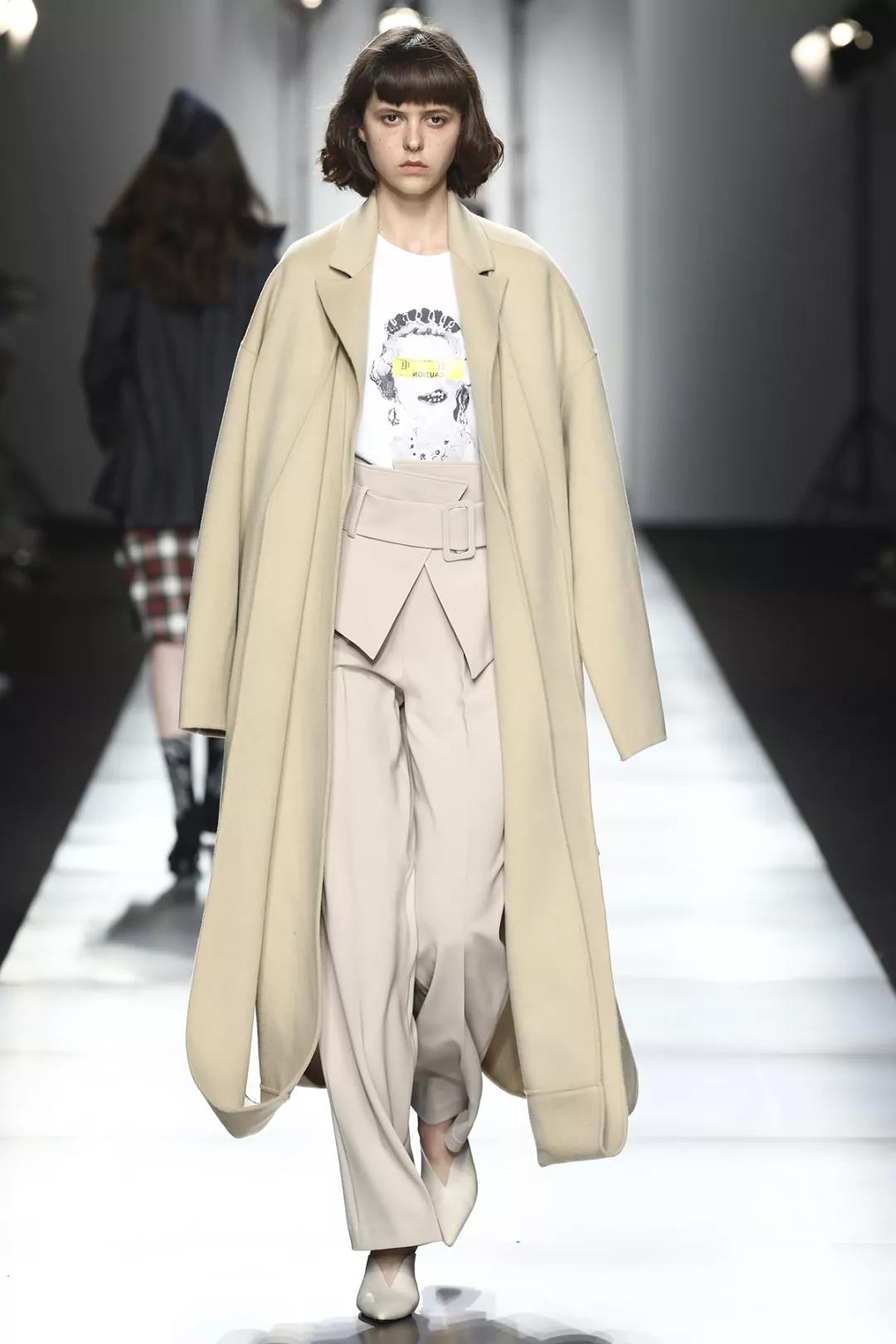 2020年女装大衣色彩趋势