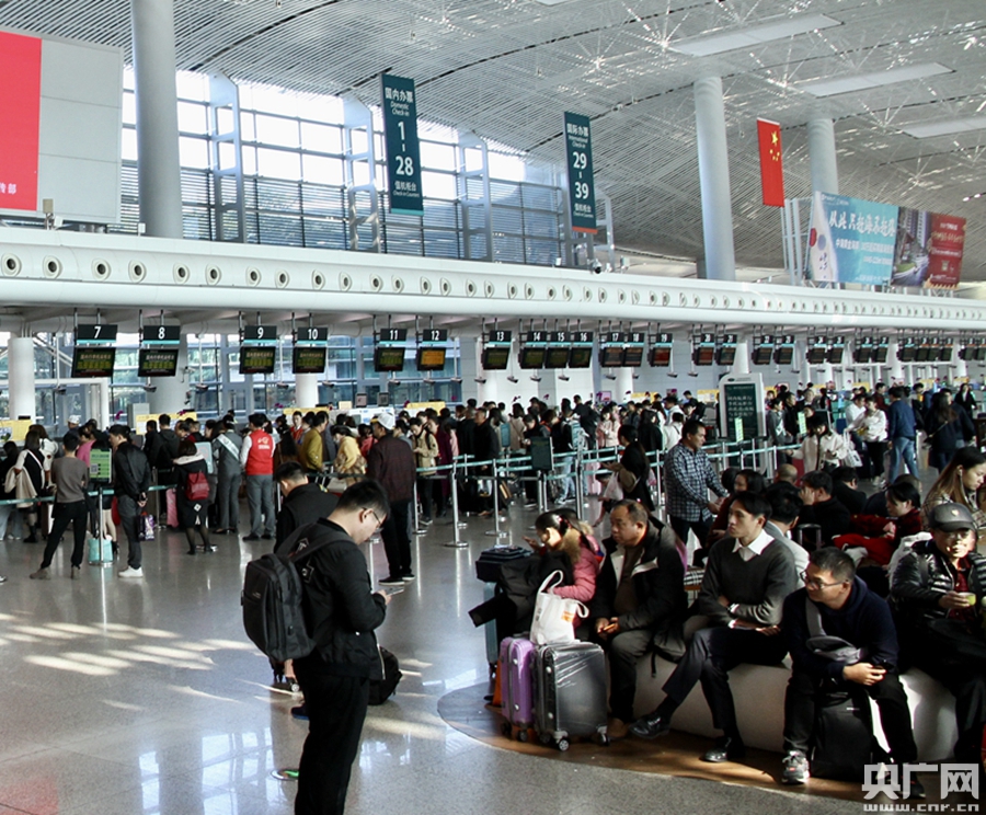 潮汕机场迎春运第一波高峰 日均客流达2.2万人次