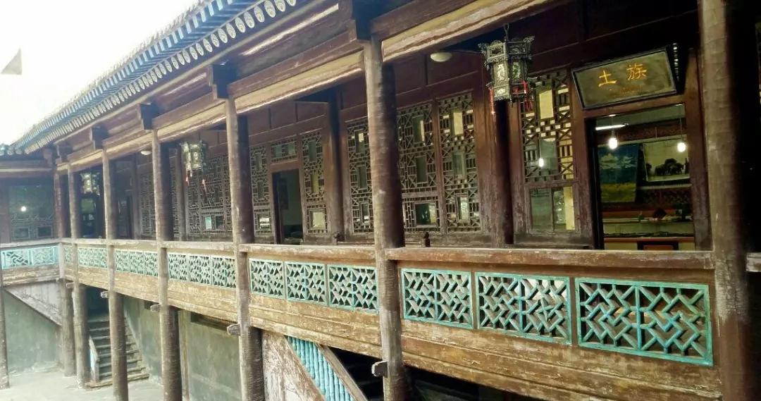 青海省民俗博物馆就建在马步芳公馆内,由公馆第三个院子——女眷楼