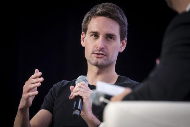 埃文·斯皮格尔(evan spiegel)表示,短视频平台tiktok的用户规模将