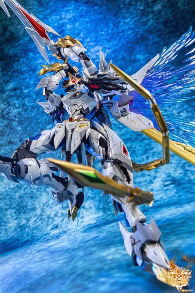 模玩秀摩动核曹仁