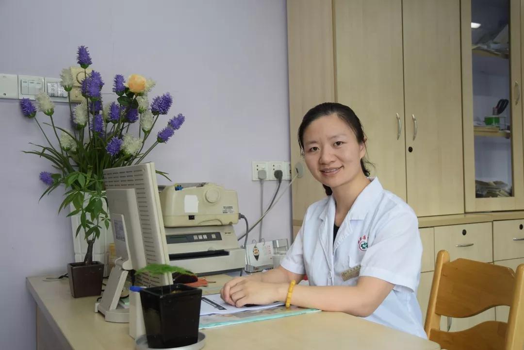 闫玉红 副主任医师简介广东省中医院皮肤科副主任医师,医学博士