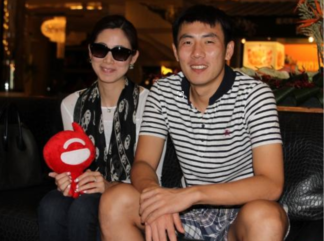 原创秦升加盟上海申花吗他的妻子发言暗讽球队力挺丈夫