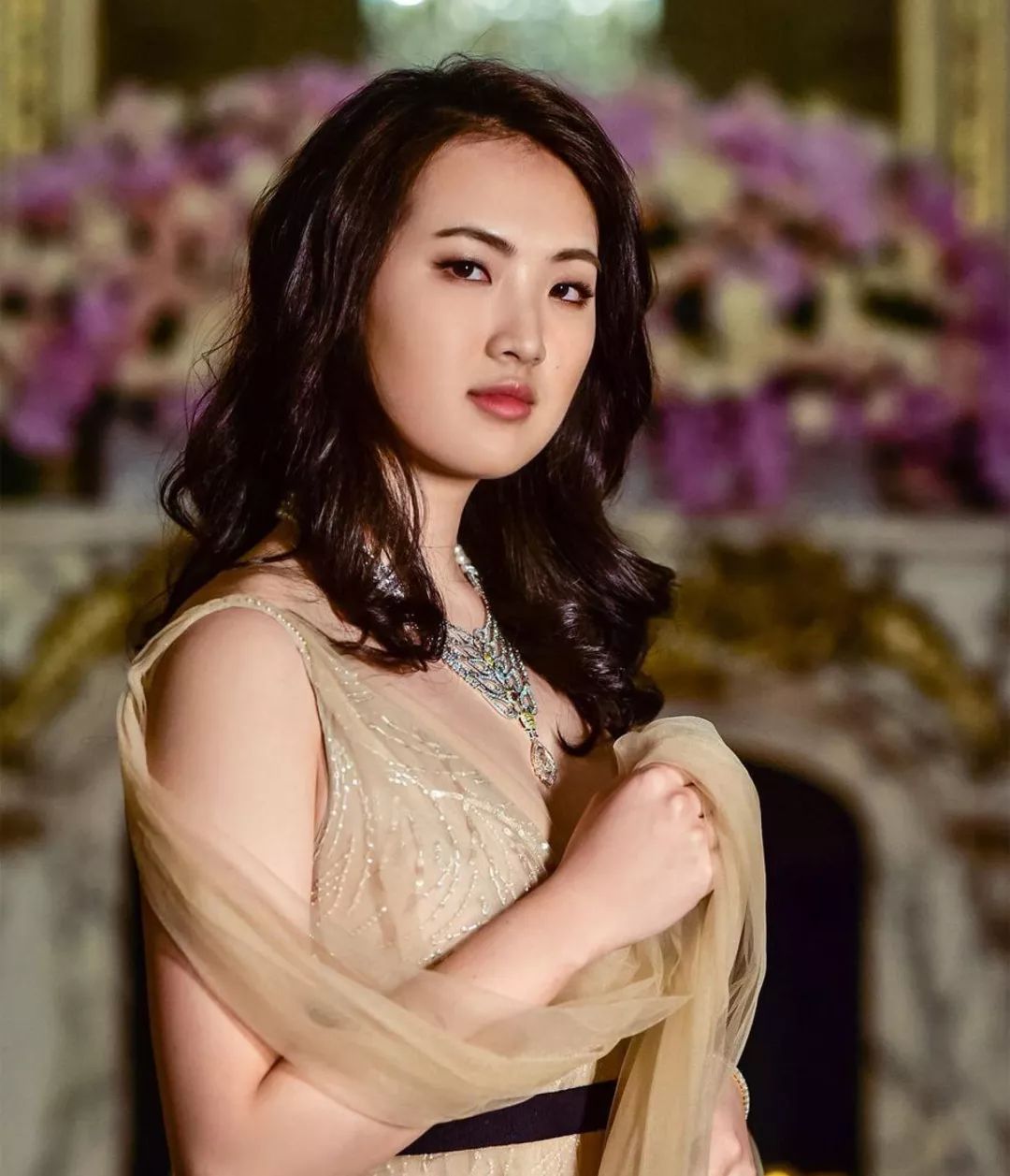 原创有钱有颜有学历还低调的华为任正非小女儿这是取代王文也了吧