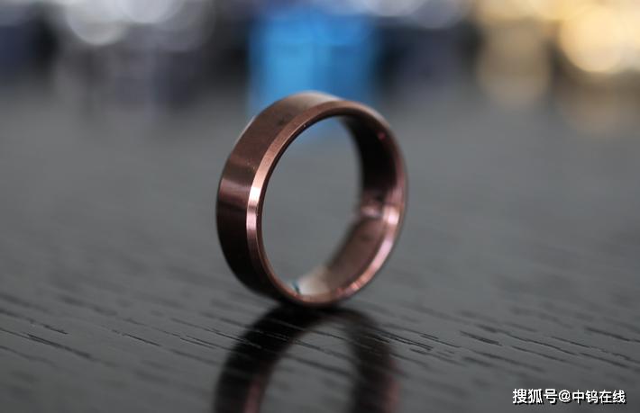 乌金和钛钢的区别,钨金首饰的优,钛合金的区别_大山谷图库