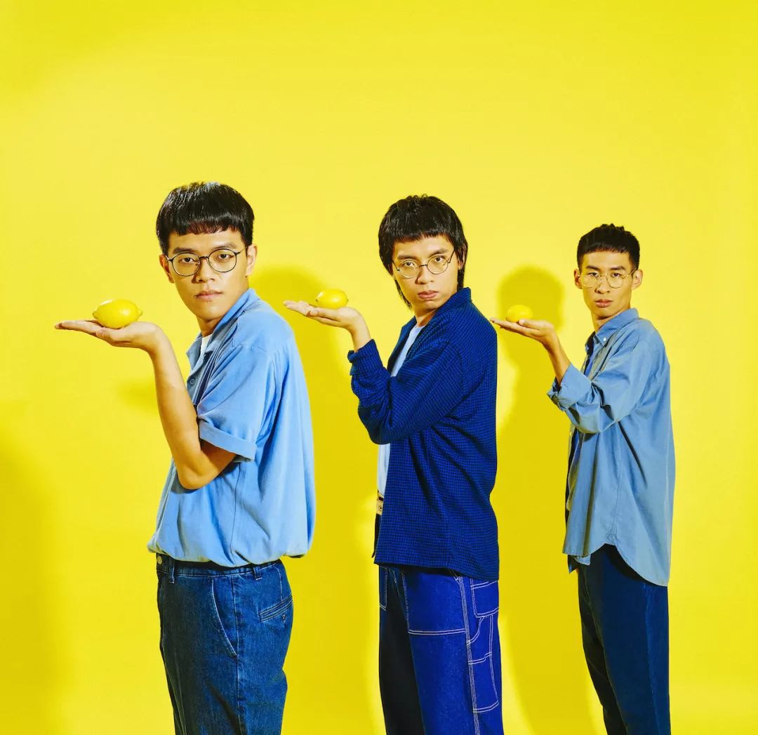 来这里过一个梦幻周末,烦恼迎刃而解_椅子