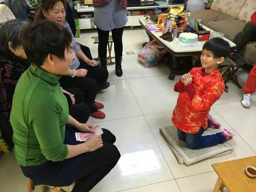 原创春节拜年你还会磕头吗那些讲究你还记得吗