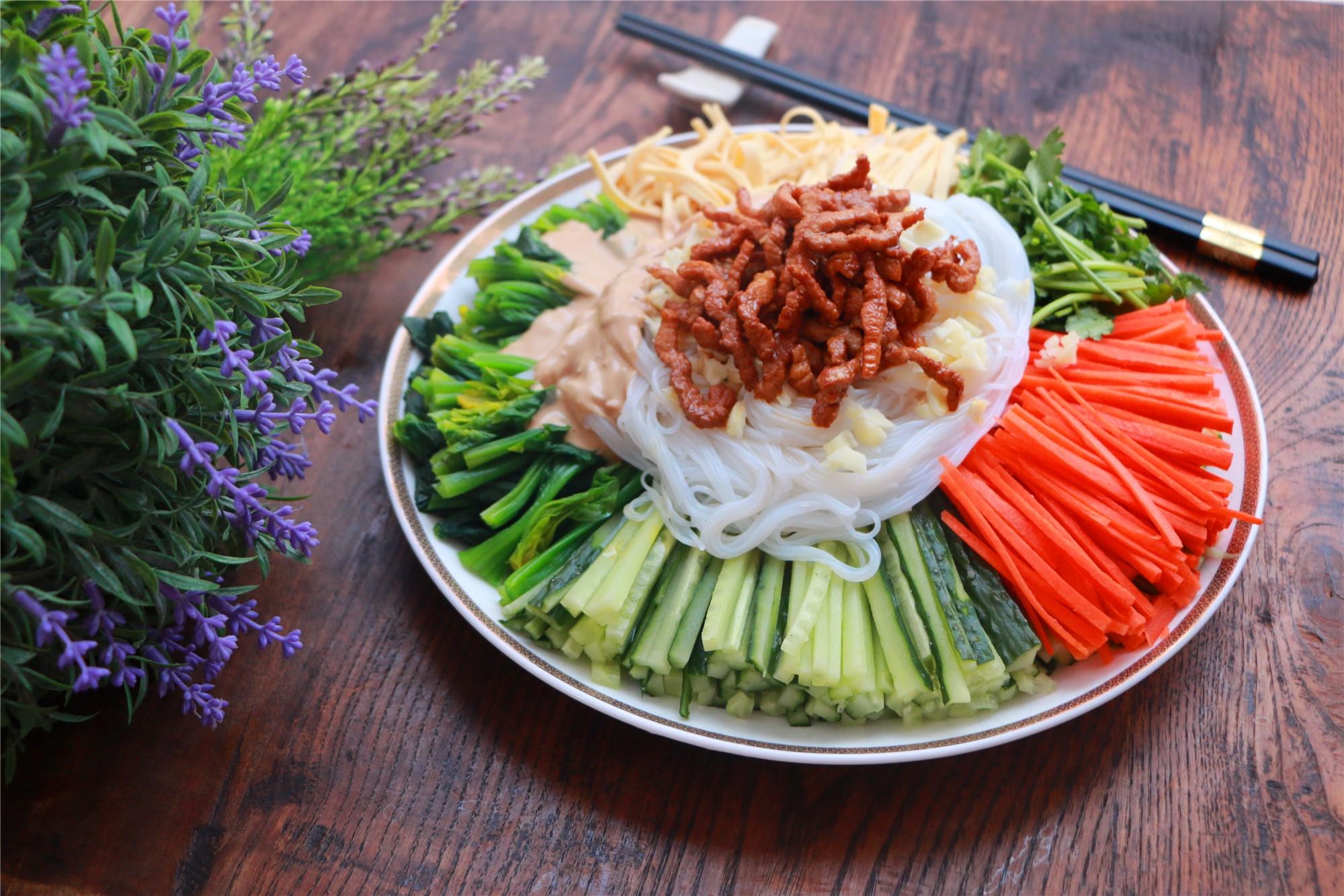 原创东北年夜饭必备家常凉菜人见人爱简单没难度教你正宗做法