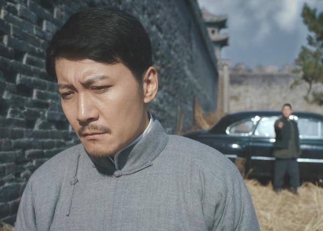 新世界:冯清波夜闯监狱,欲暗中杀害田丹,不料被田丹一招毙命