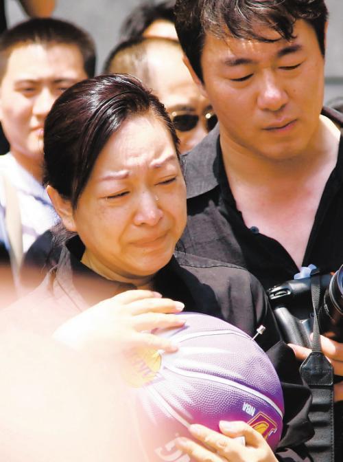 罗京去世,妻子刘继红改嫁,是对丈夫不忠吗?