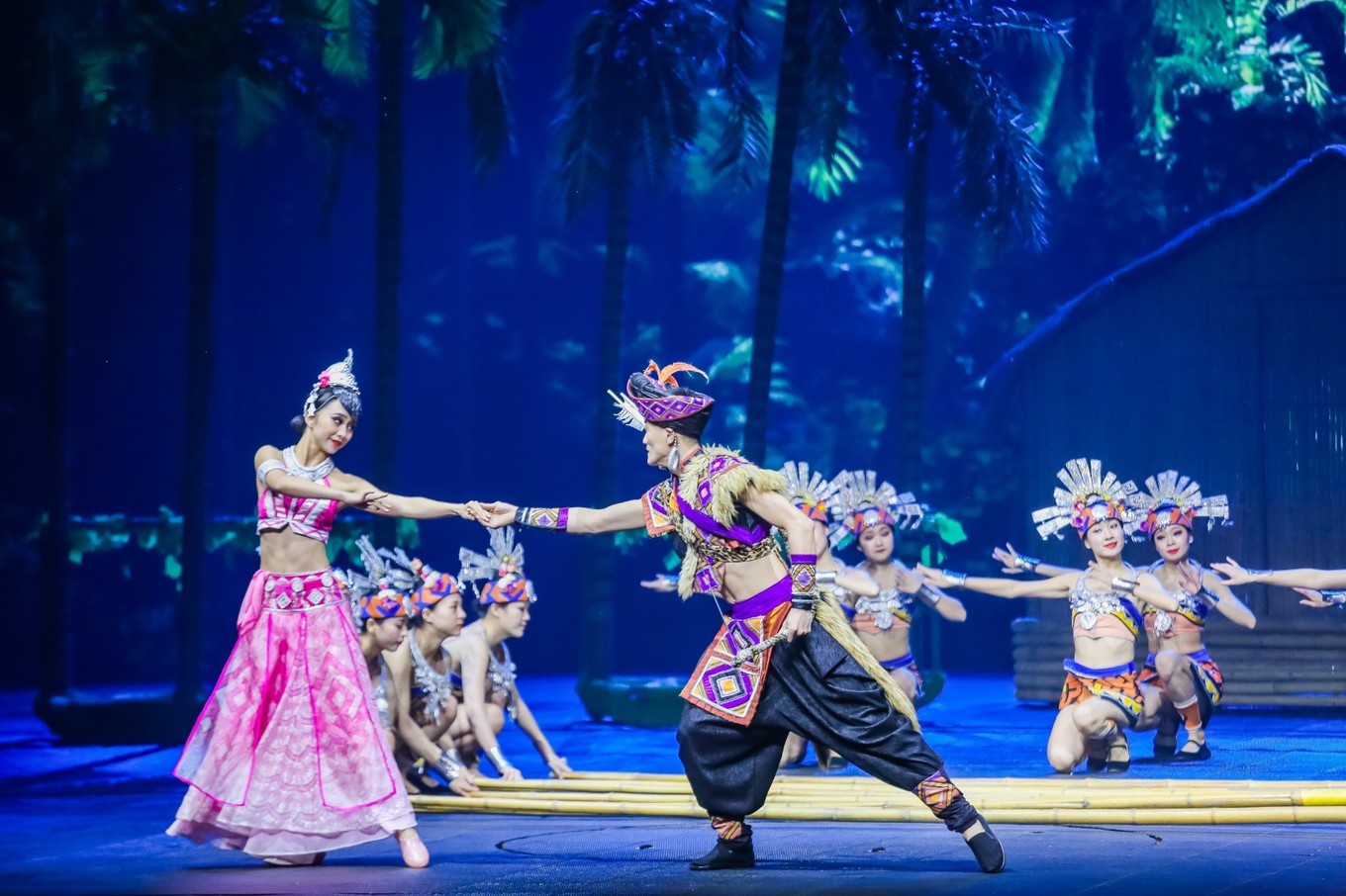 原创三亚最不可错过的演出讲述三亚历史的千古情去过的人都说精彩