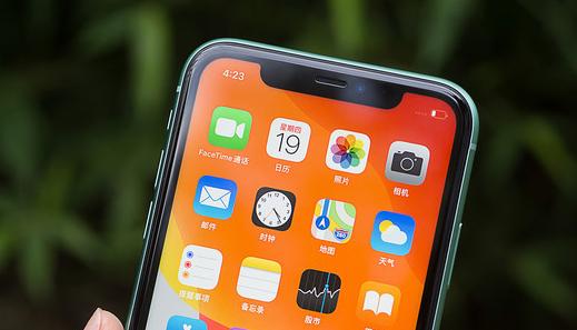 去年q4在美国市场销售的iphone手机中,有69%是iphone11系列,其中