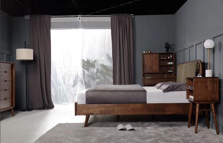 瑞吉欧-孟莎瓦瑞吉欧家具在2020年的产品开发将超过100件,包括客房