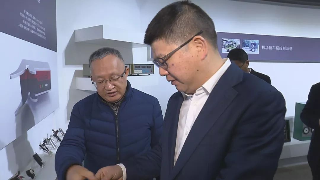 新昌县领导李宁,周巧米,邵永明,吕田等陪同.