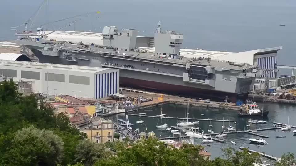 原创双舰岛,火力猛!意大利四万吨巨舰,比075强悍