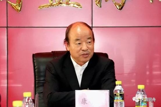 民盟省委会专职副主委刘明生,副主委刘艳玲,吴明,李映红,厉春,李仁君