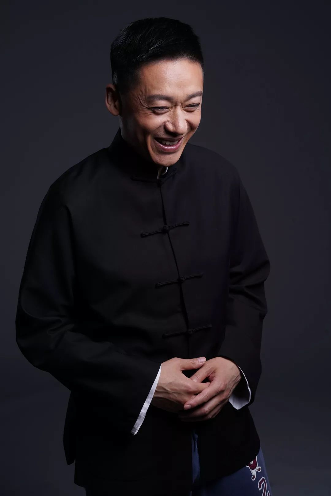 严庆谷 饰 朱焕然 yan qinggu