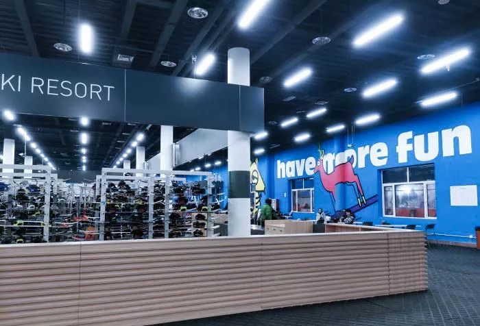 冬游魅力放假哪里嗨我在西山滑雪场等你