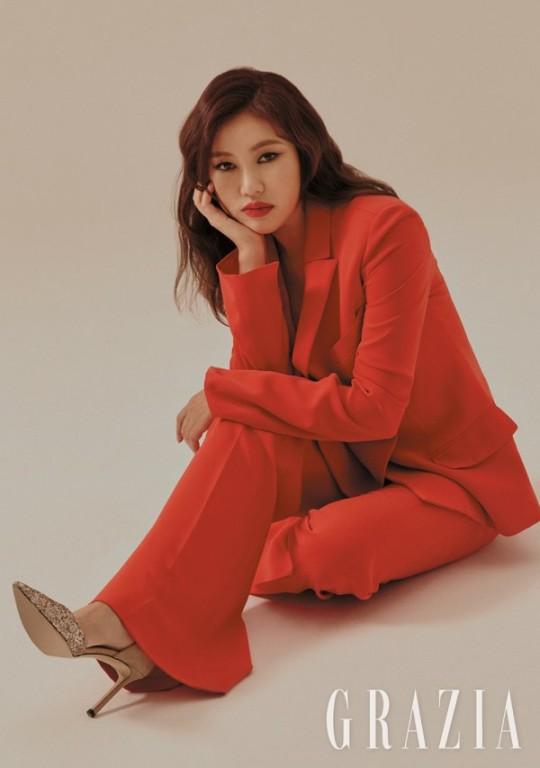 韩国女歌手宋佳人最新杂志写真曝光