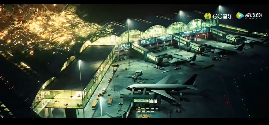 拆弹专家2定档7月曝先导预告