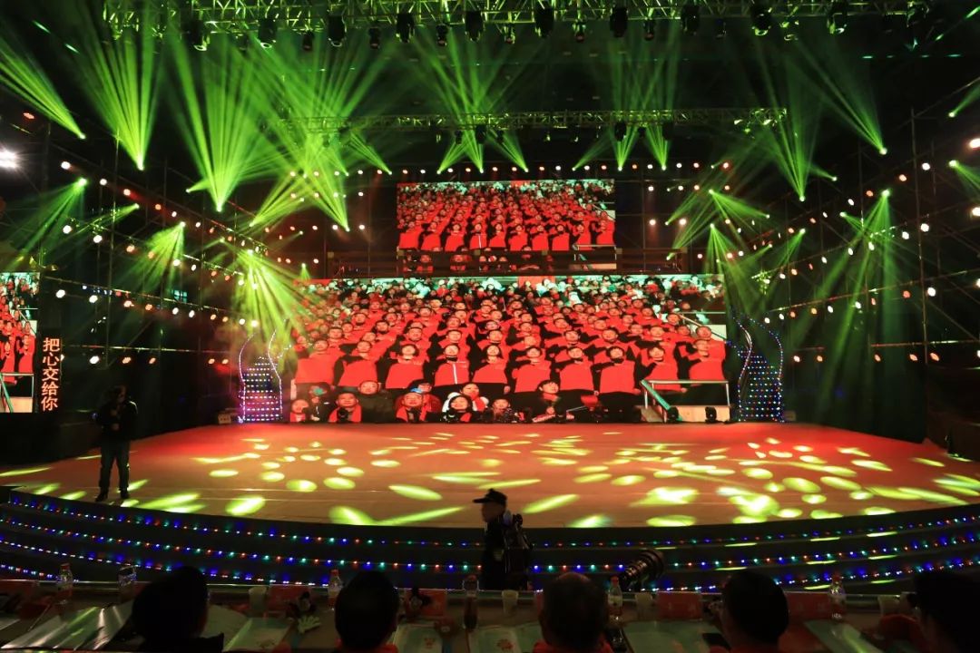 八方来赞投票选出您心中射洪市春晚名场面