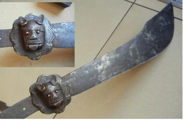 最凶悍砍刀第3来自中国最变态第1类似狗腿刀无人不爱