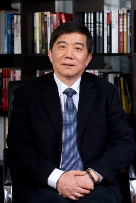 运维中心黄大明市场部杜劲松黄大明——他热爱铁路事业,虽已退休但还