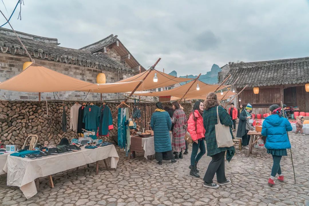 暖暖的市集浓浓的年味海量照片为你展现宋村芙蓉的街市盛景
