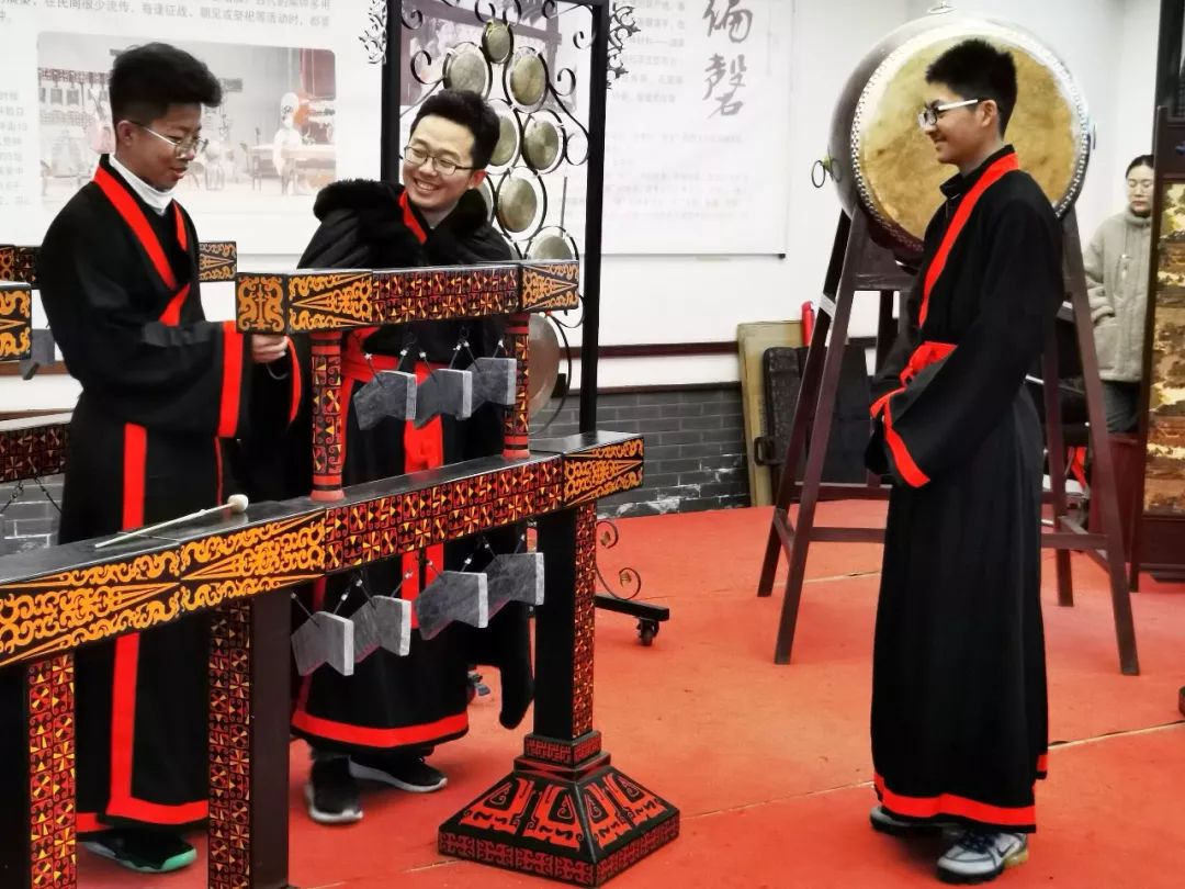 社会实践学六艺习古礼知年俗衡一学子社会实践活动走进孙敬学堂