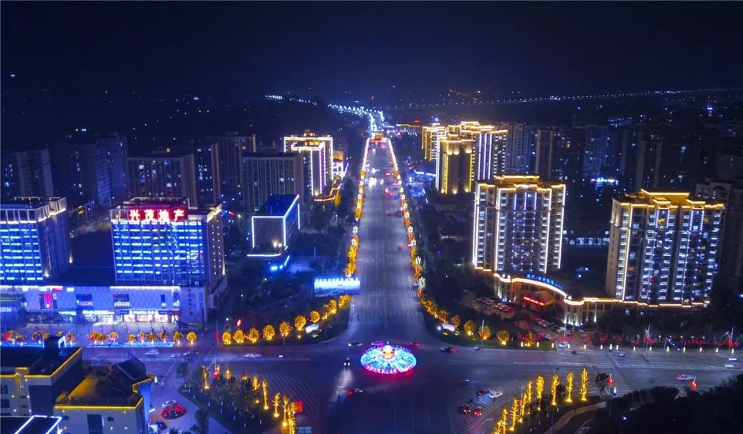 超美梁平迎春灯饰点亮全城浓浓年味速来刷新选出你最爱的那条gai