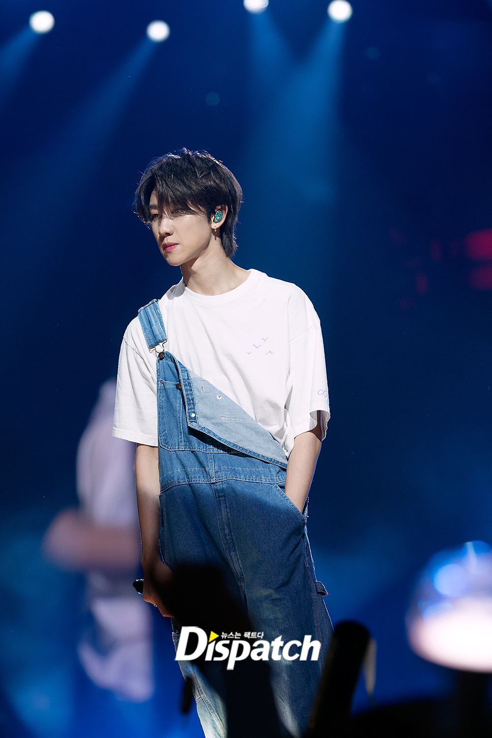 新闻社公开seventeen高清舞台照"横扫la视线.压倒性的气场"