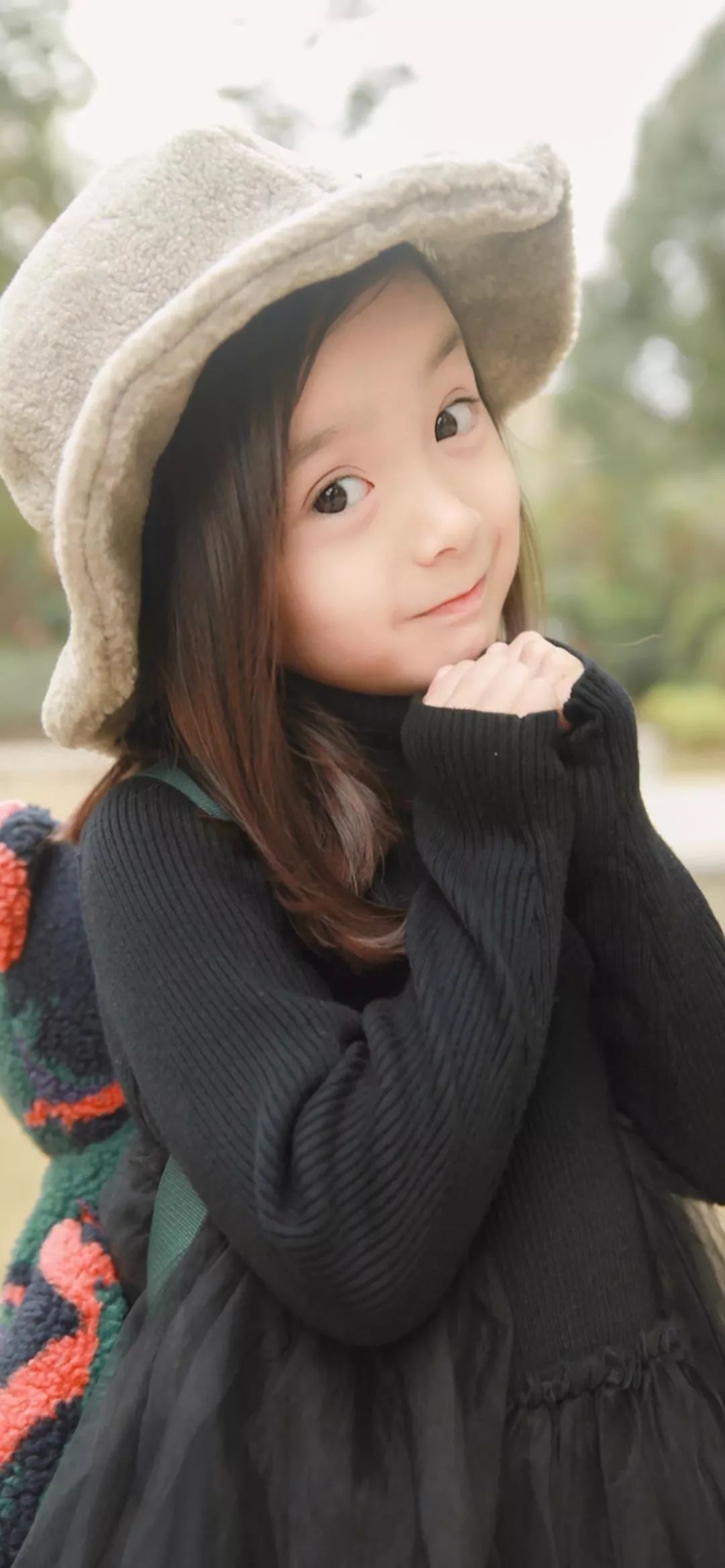 萌娃图片高清壁纸哈琳vs锦诗颖