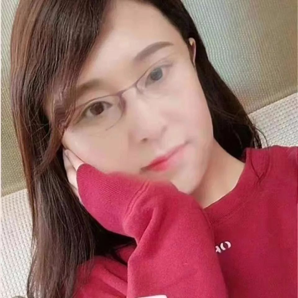 聆听心语今夜思念踏月而归