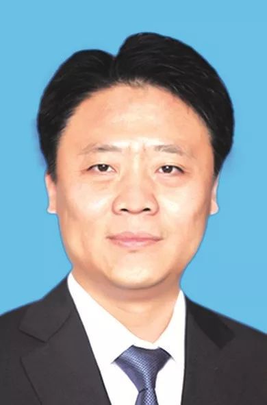 王明厚同志简历王明厚为阳泉市人民政府副市长